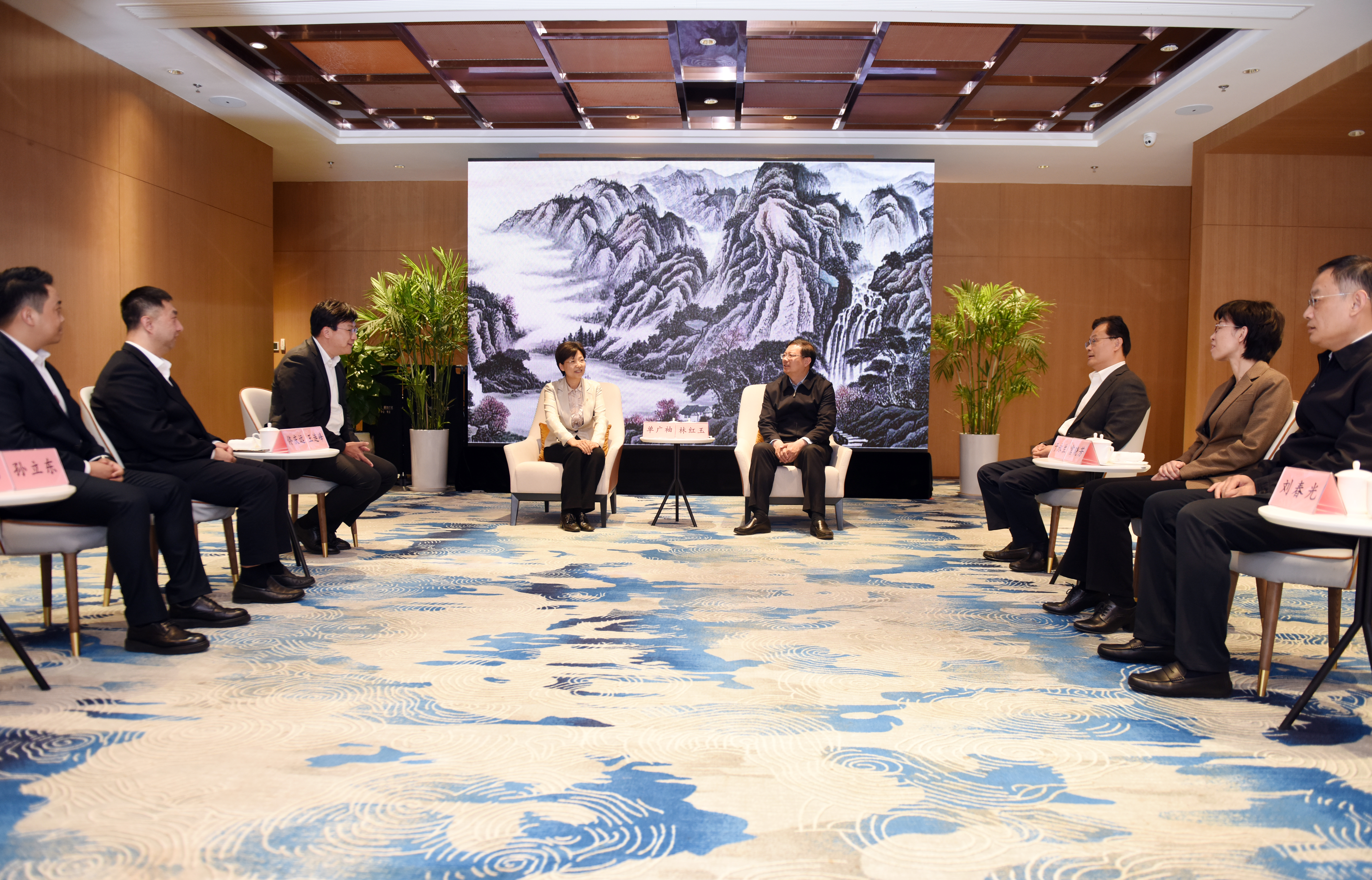 044a5b973b05d64160416e72663b1de.jpg 044a5b973b05d64160416e72663b1de.jpg