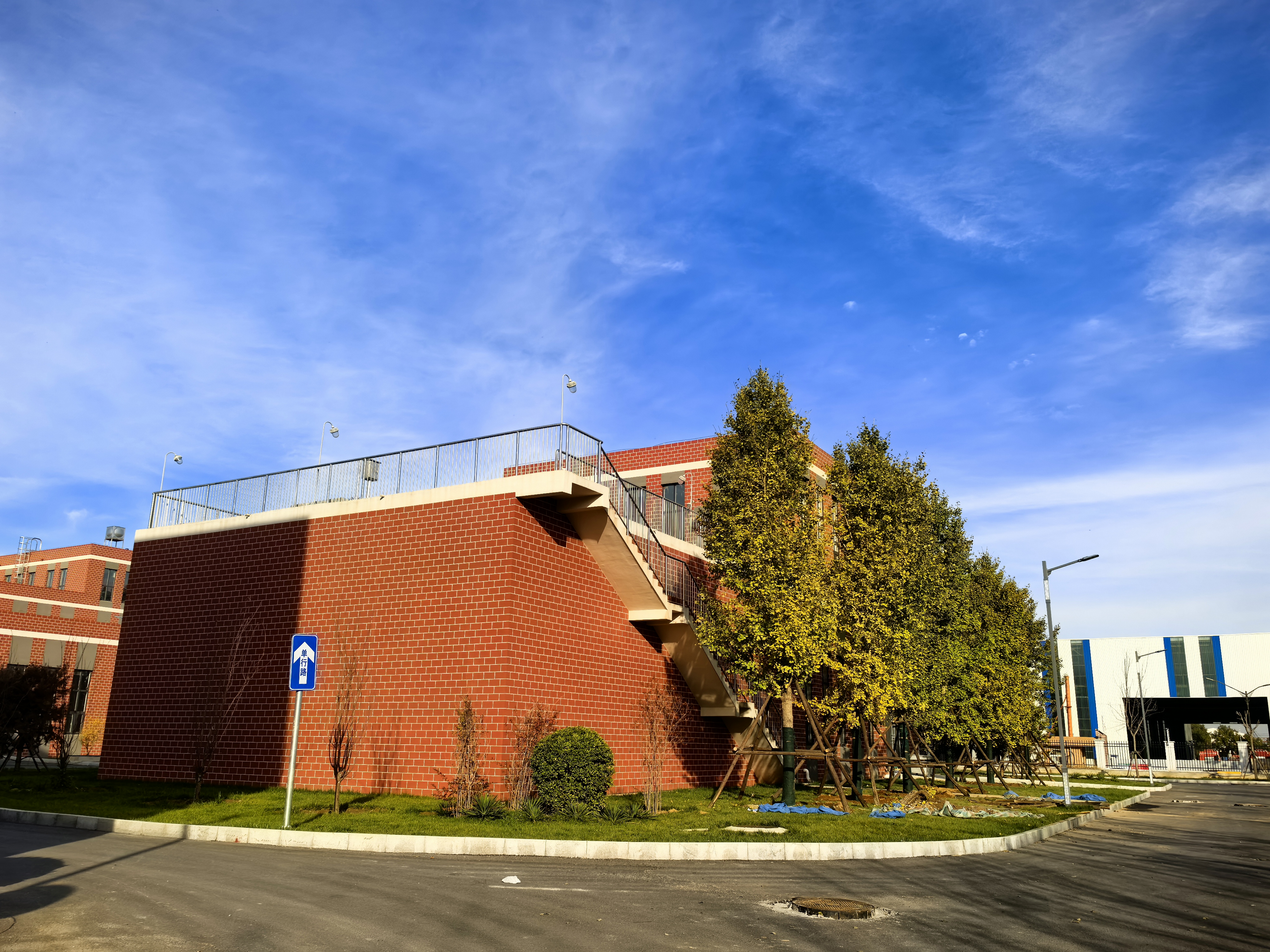 0102-3.jpg